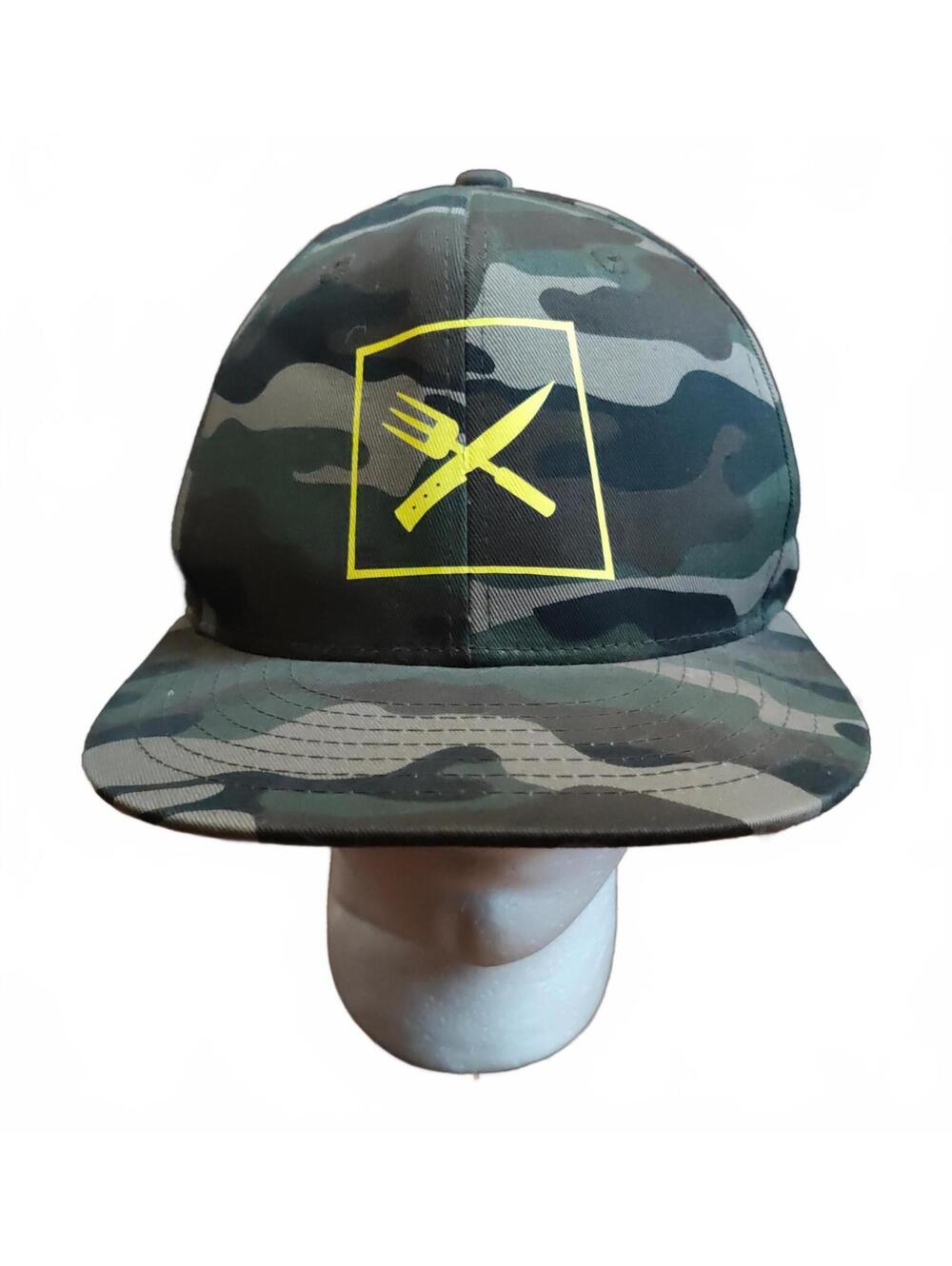 Curacao Kome Camo hat - fork & knife - EUC